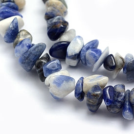 Fil de perles naturelles de Sodalite chips / Baroque 80cm