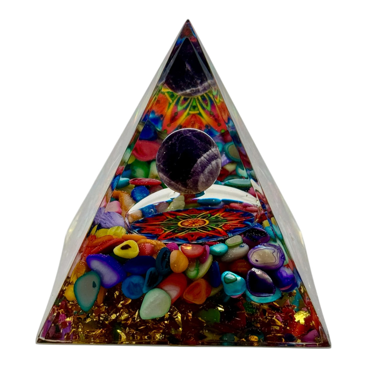 Pyramide Orgonite Améthyste et Mandala 60*60mm