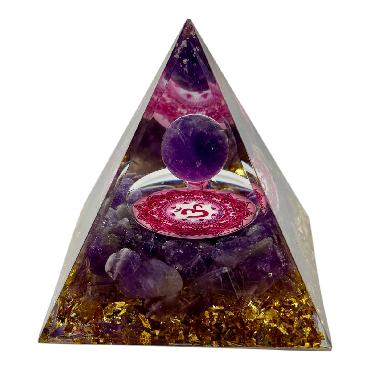 Pyramide Orgonite Améthyste et symbole Om 50*50mm
