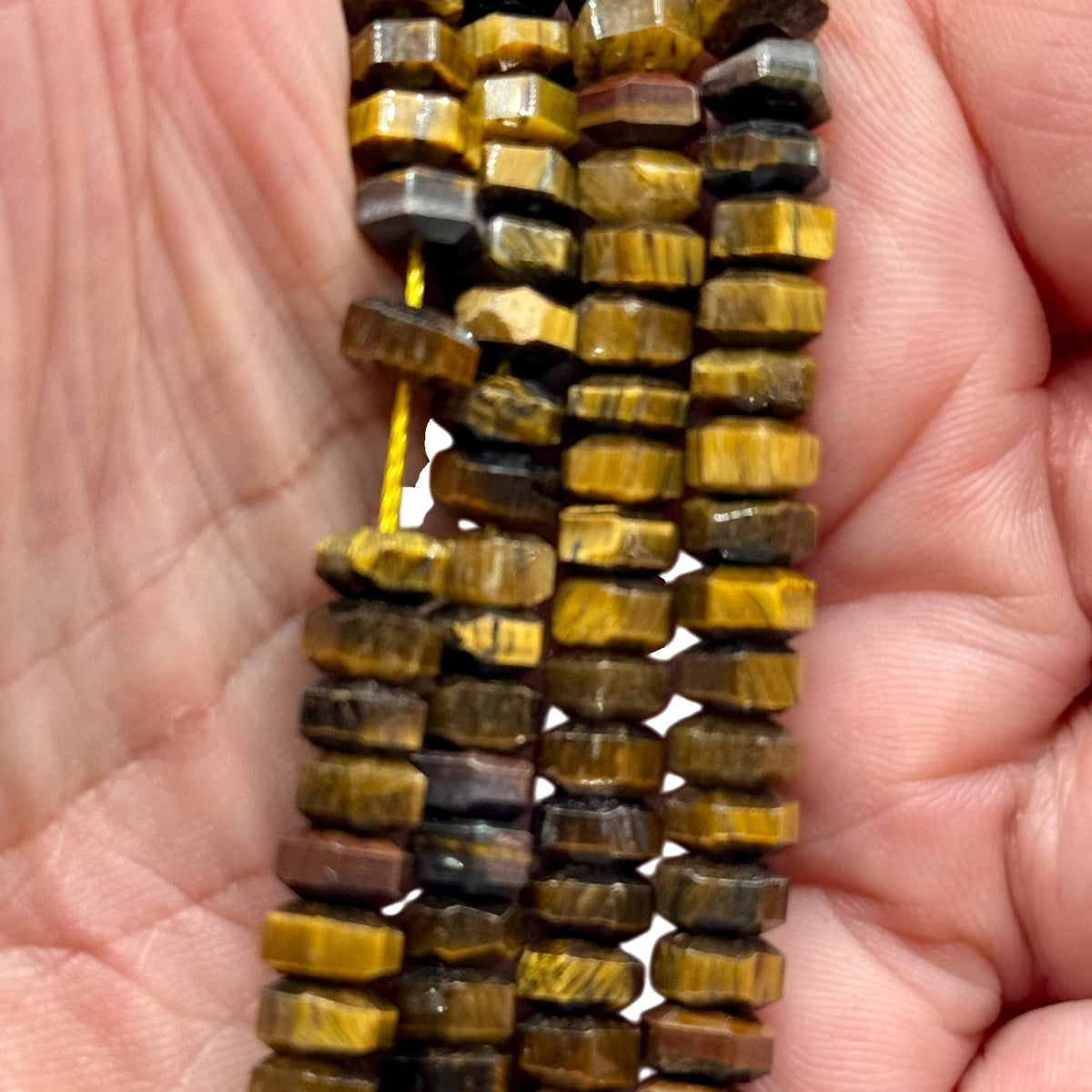Œil de Tigre Fil de Perles Naturelle Heishi facettées 6.5-7x3.5 , env 39cm